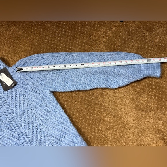 Women sweater - Picture 3 of 9